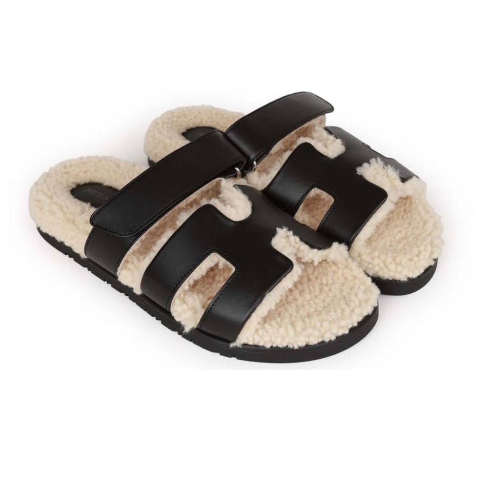 HERMES BLACK SHEARLING CHYPRE WOMENS SANDALS 36 - Picture 7 of 7